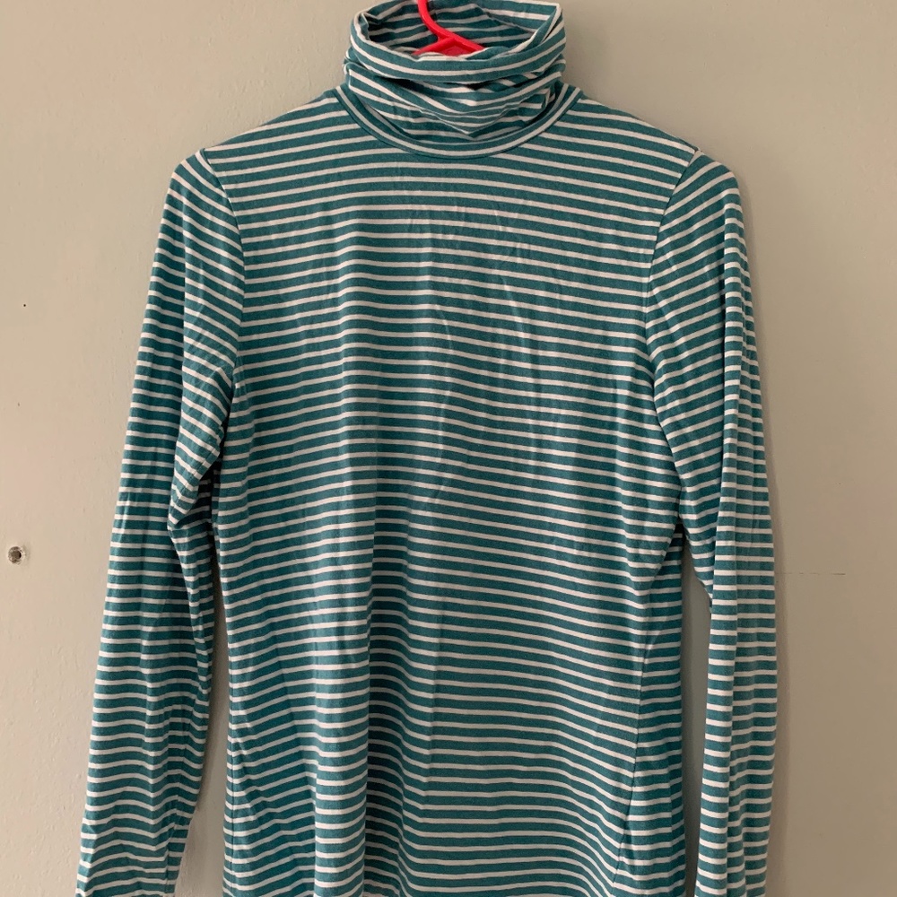 Old Navy Everyday Turtleneck